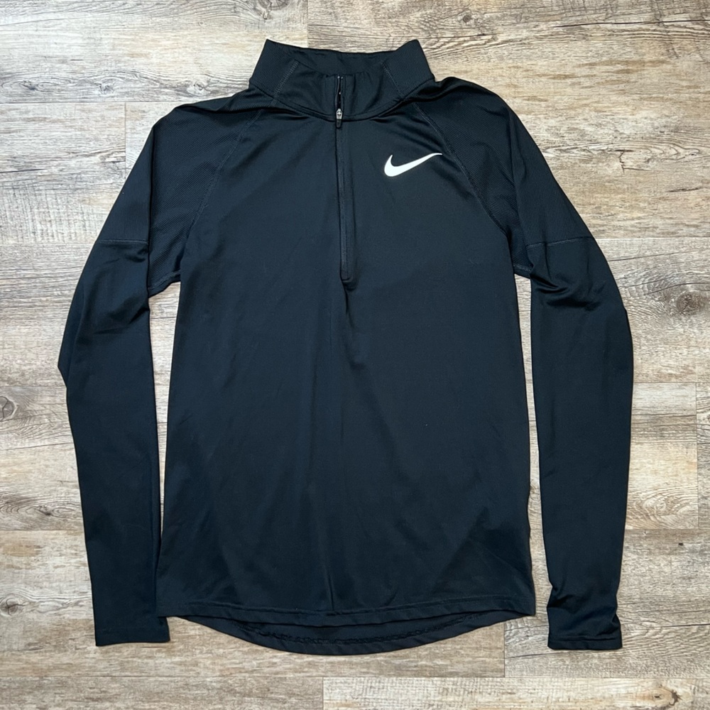 NWOT Nike 1/2” Zip Pull Over